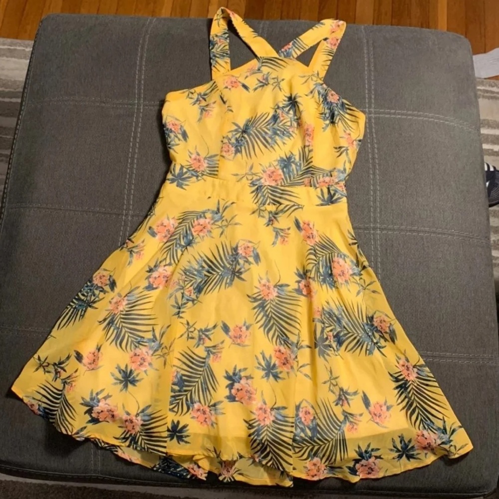 NWOT Summer Dress medium